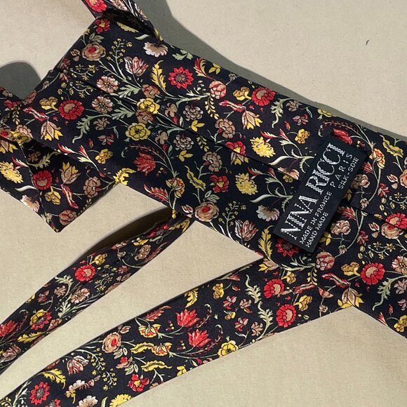 VINTAGE NINA RICCI 100% SILK TIE - Picture 3 of 5